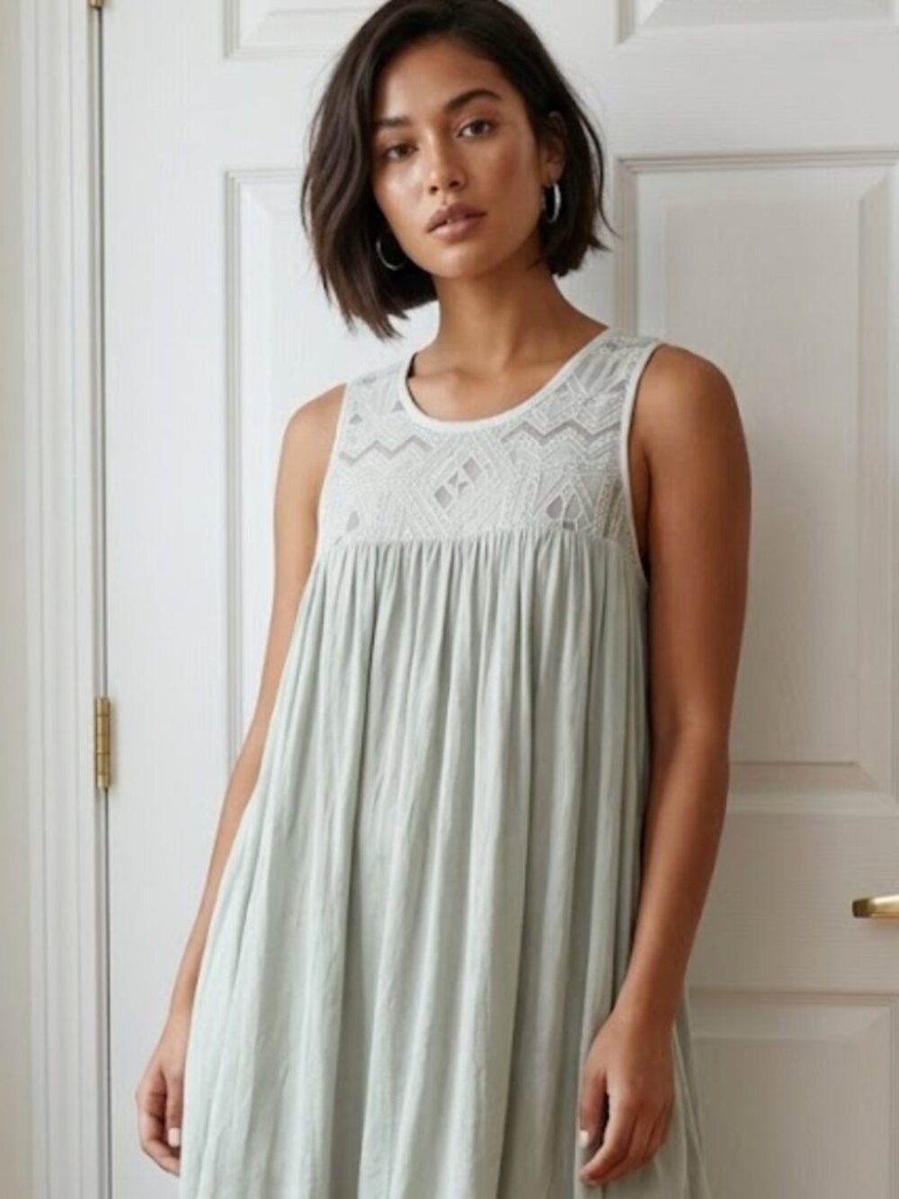 Wilfred Aritzia Embroidered Lace Yoke Sleeveless Dress Light Sage Green M